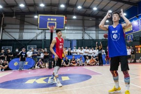 关于摩纳哥训练开放日，冲刺阶段队长鼓劲引欢呼，CBA常规赛在即，阵容厚度经受考验的信息